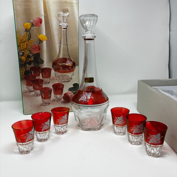 Lubiana Made in Italy Crystal Decanter Set 7-Piece Grape Motive Vintage Bohemian - Picture 5 of 8